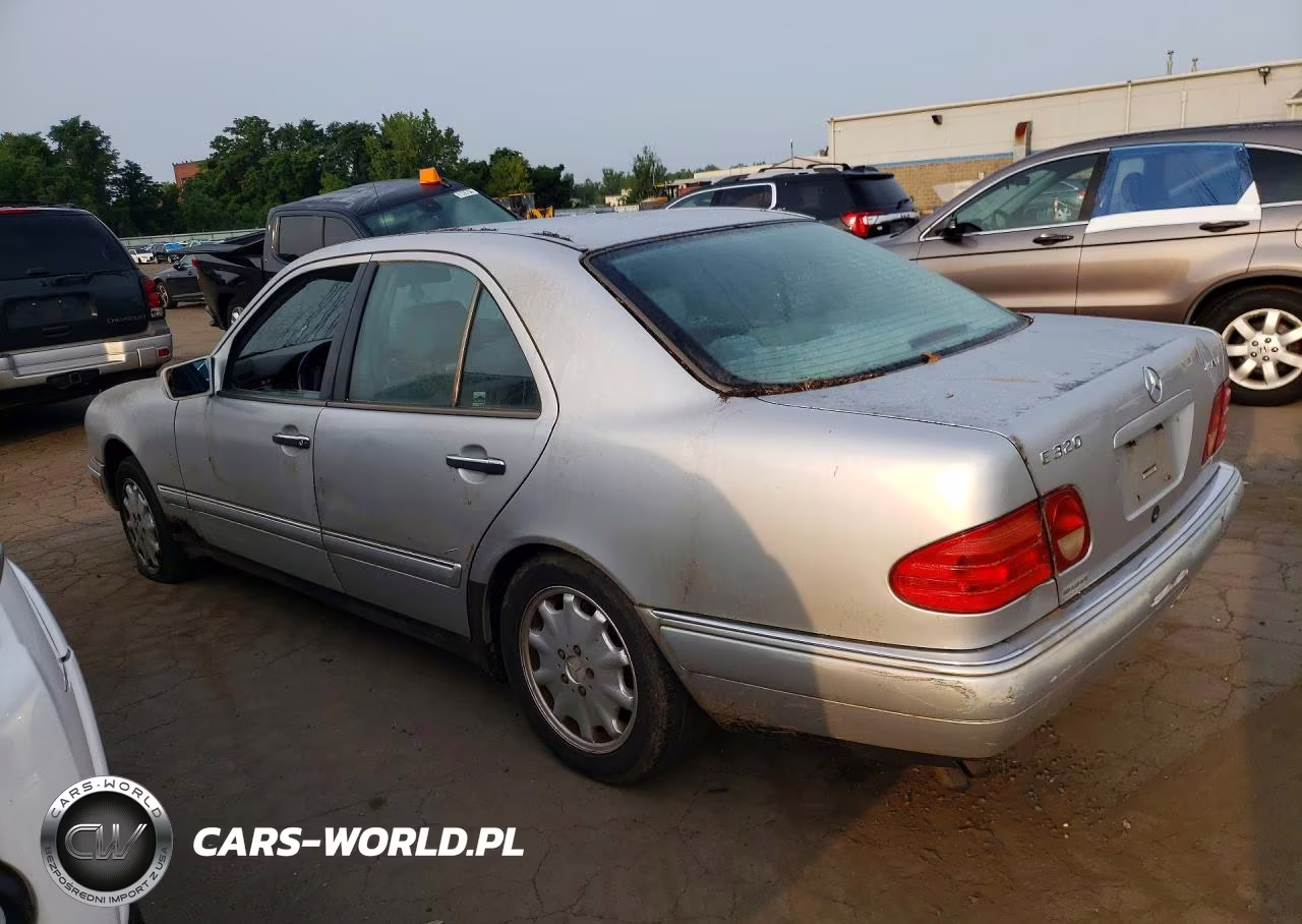 1999 Mercedes-Benz E320 VIN:WDBJF82H7XX014630 - 2