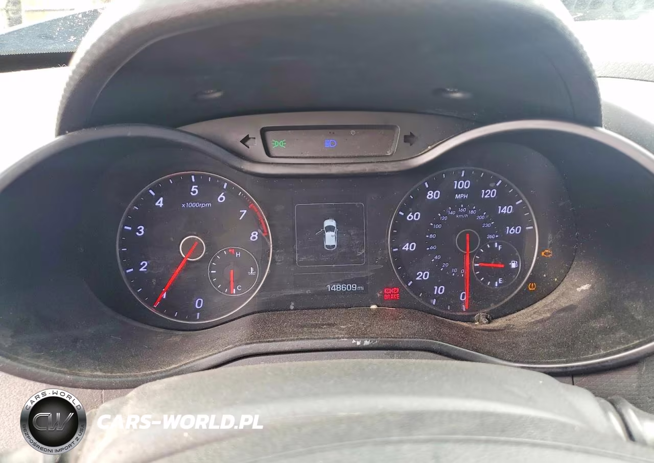 2016 Hyundai Veloster Turbo VIN:KMHTC6AE5GU282846 - 9