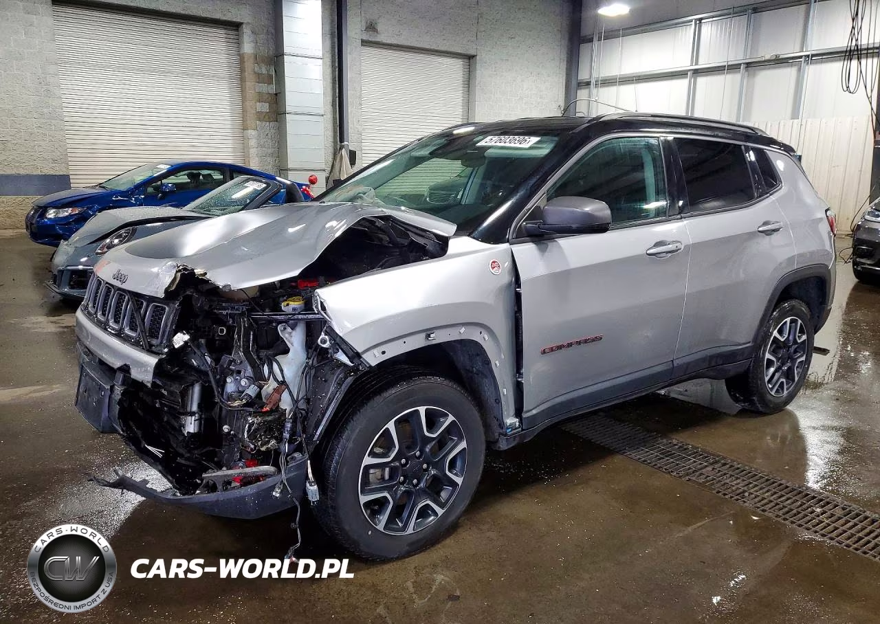 2021 Jeep Compass Trailhawk – zdjęcie 1 z 13