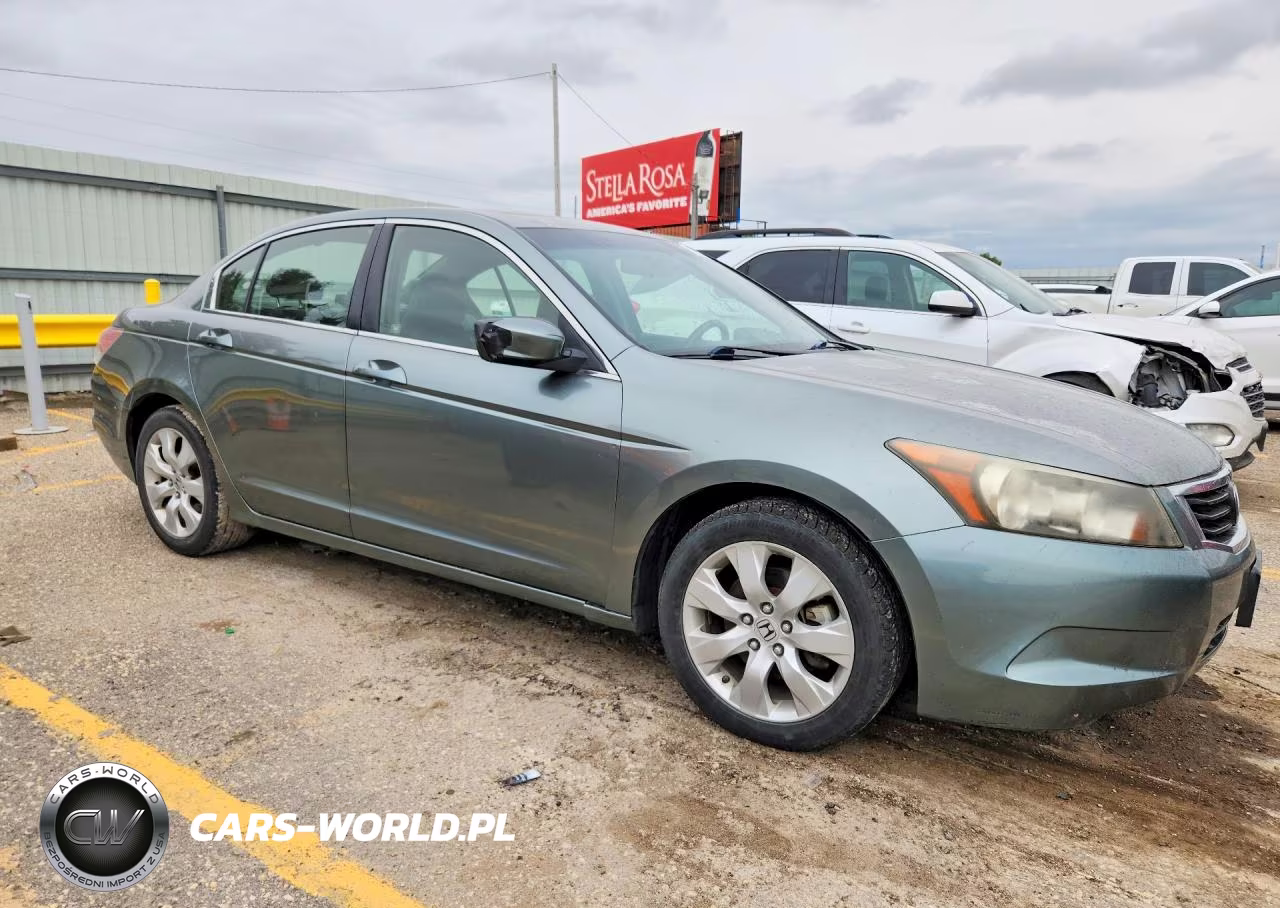2009 Honda Accord VIN:JHMCP26809C001368 - 4