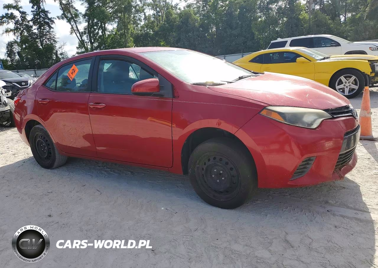 2015 Toyota Corolla Le VIN:2T1BURHEXFC468852 - 4