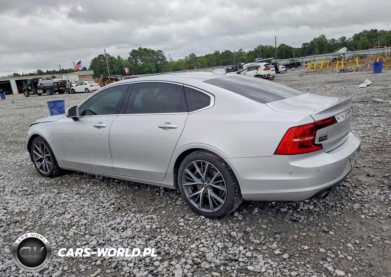 2018 Volvo S90 T5 Momentum VIN:LVY102MK5JP056383 - 2