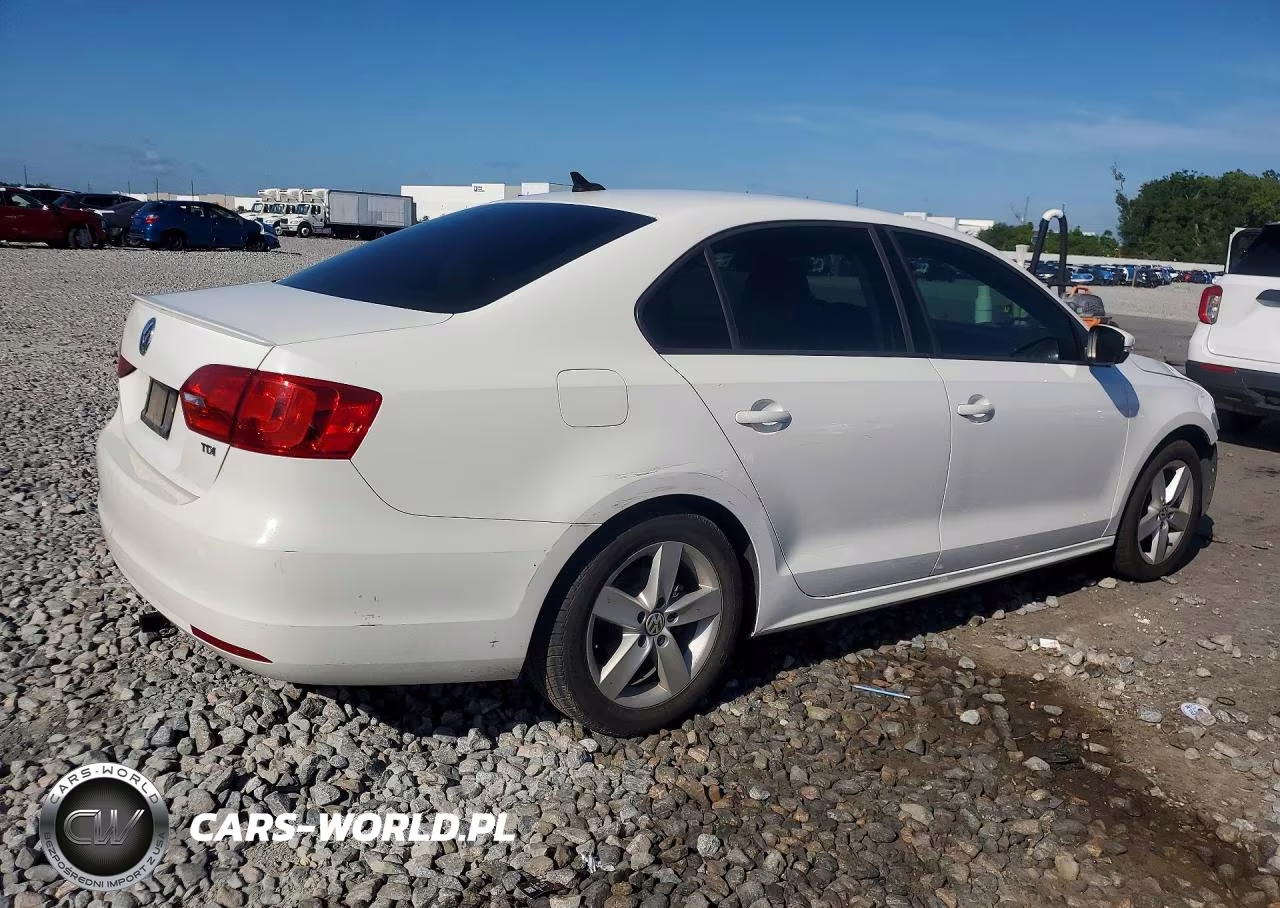 2012 Volkswagen Jetta Tdi VIN:3VW3L7AJ7CM382224 - 3