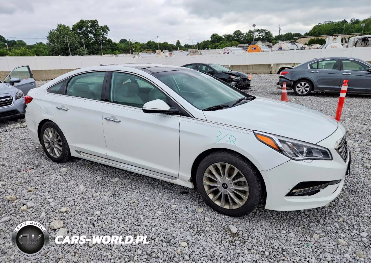 2015 Hyundai Sonata Limited VIN:5NPE34AF3FH111225 - 4
