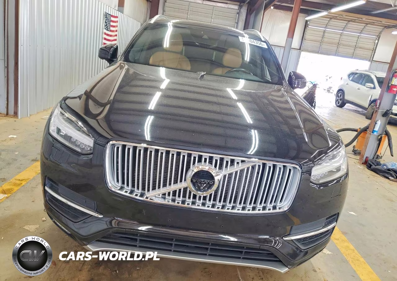 2017 Volvo Xc90 T6 VIN:YV4A22PL9H1173917 - 5