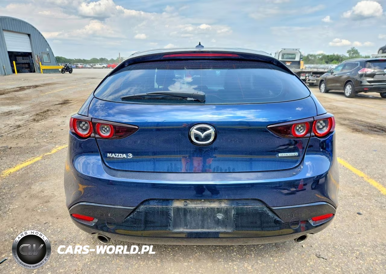 2020 Mazda 3 Premium VIN:JM1BPANM8L1170708 - 6