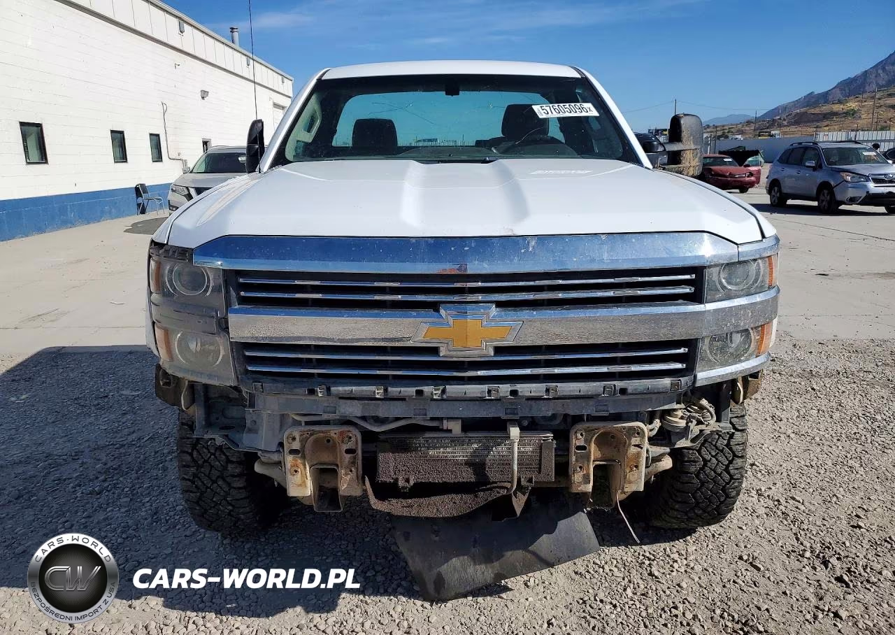 2016 Chevrolet Silverado K3500 VIN:1GC3KYC83GZ178417 - 5