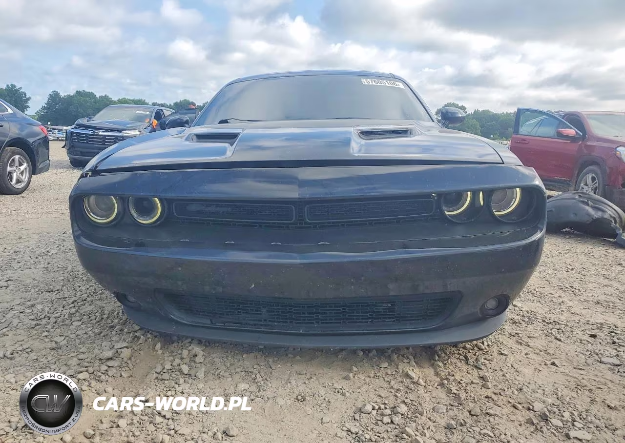 2019 Dodge Challenger Sxt VIN:2C3CDZAG2KH735373 - 5