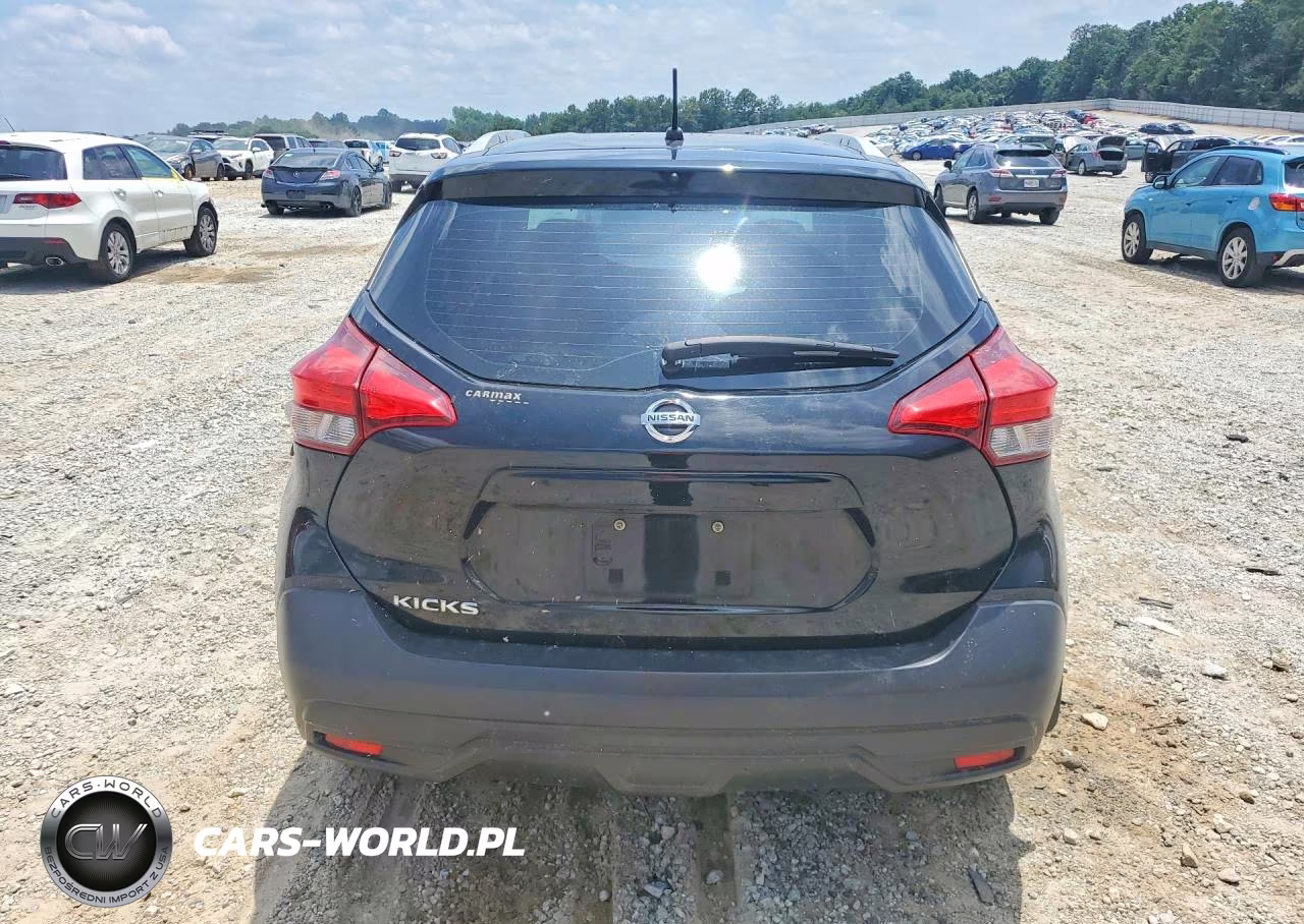2019 Nissan Kicks S VIN:3N1CP5CUXKL547418 - 6