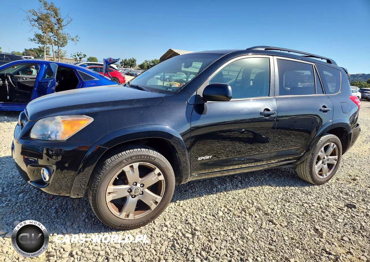 2010 Toyota Rav4 Sport – zdjęcie 1 z 13