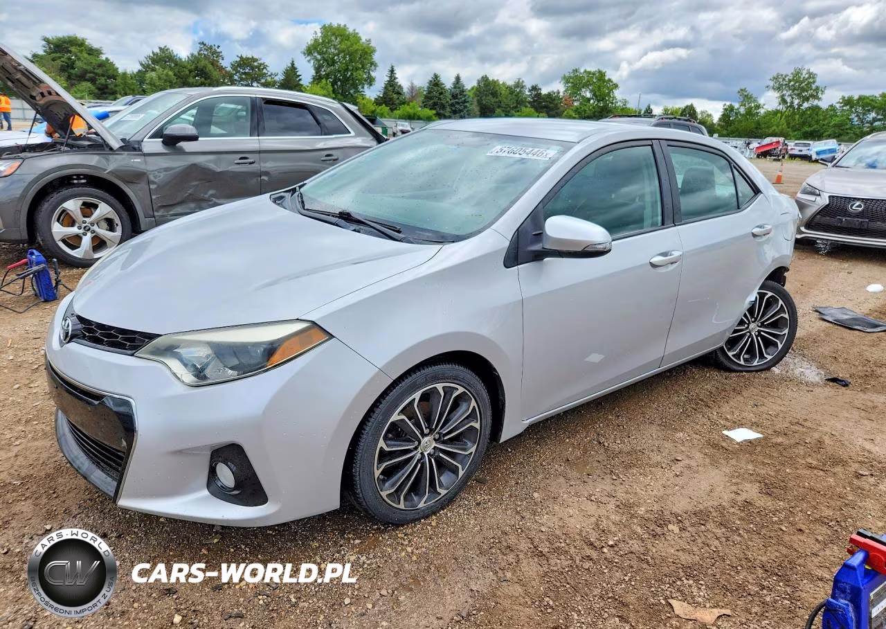 2015 Toyota Corolla S Plus