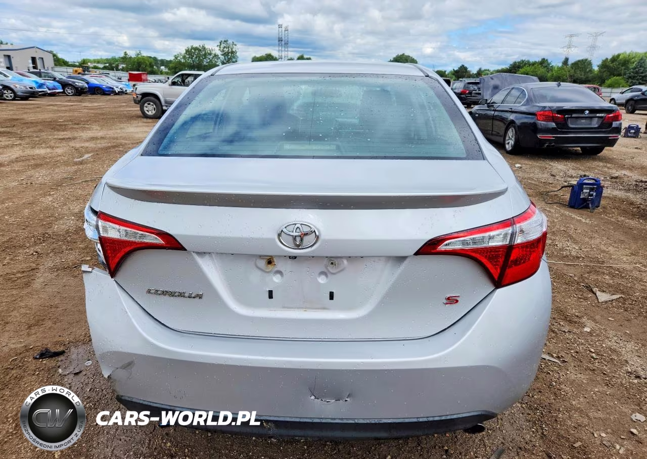 2015 Toyota Corolla S Plus VIN:2T1BURHE1FC350107 - 6