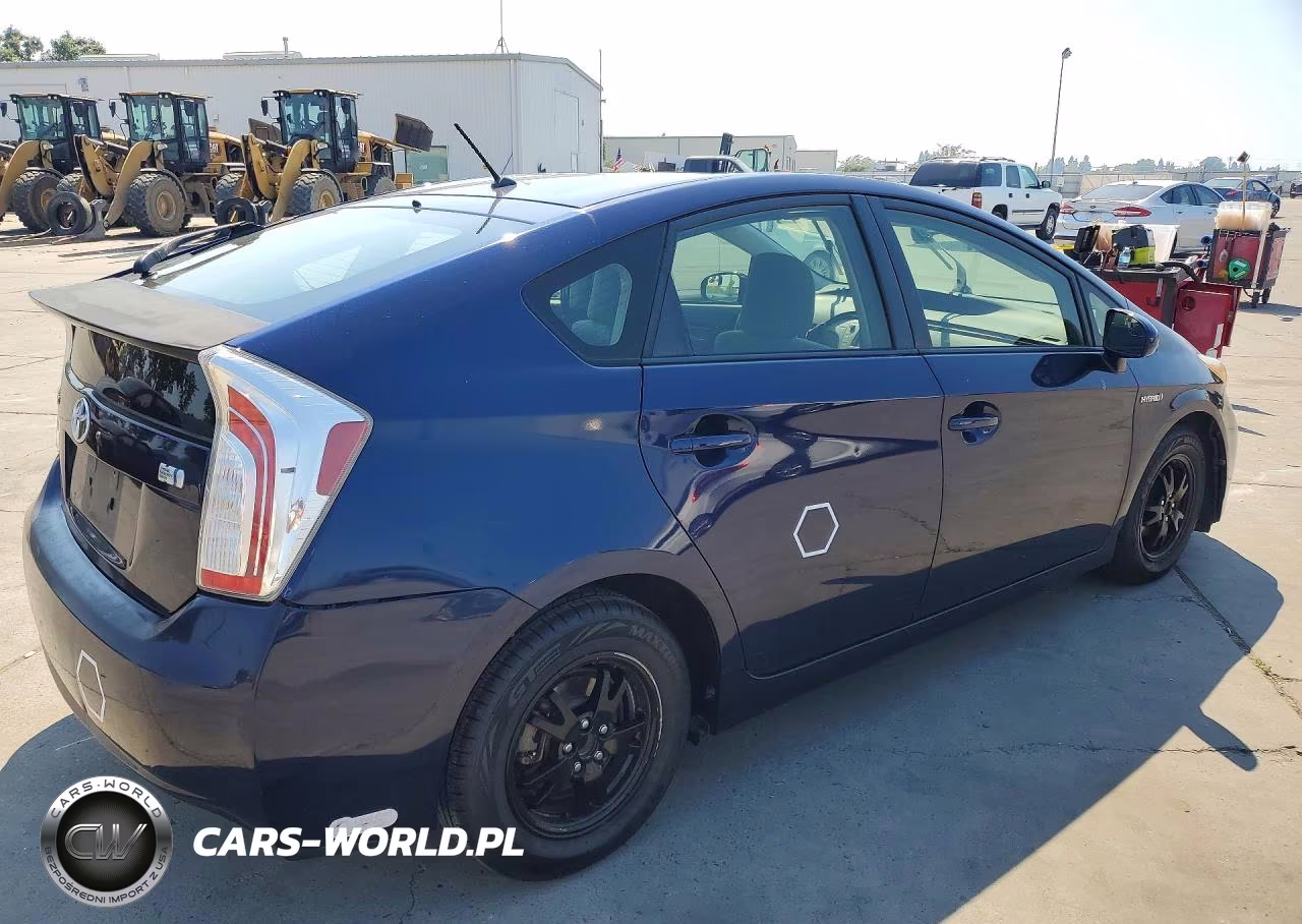 2012 Toyota Prius Two VIN:JTDKN3DU2C0336407 - 3