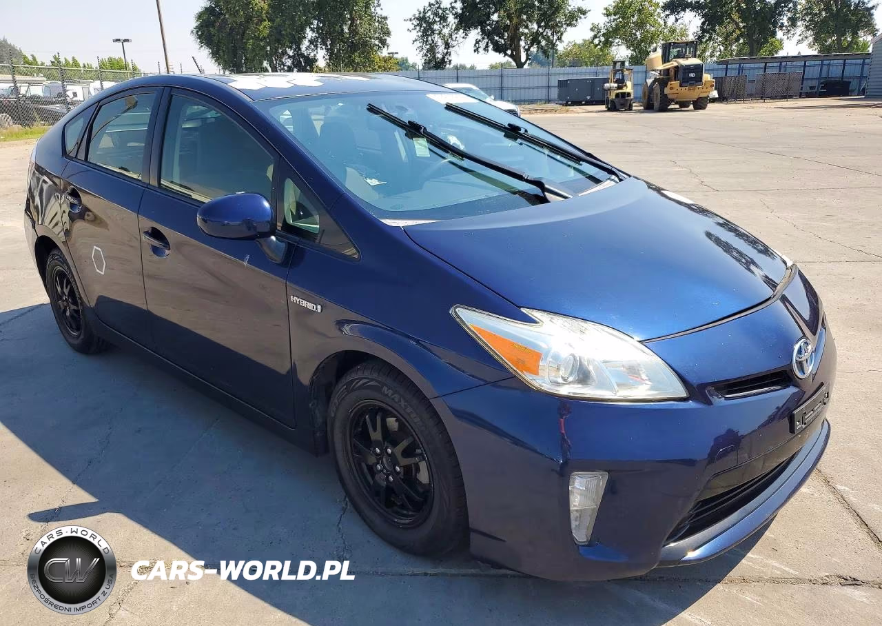 2012 Toyota Prius Two VIN:JTDKN3DU2C0336407 - 4