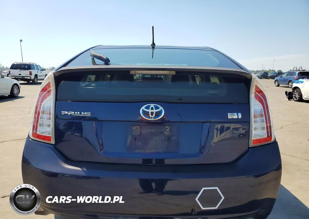 2012 Toyota Prius Two VIN:JTDKN3DU2C0336407 - 6