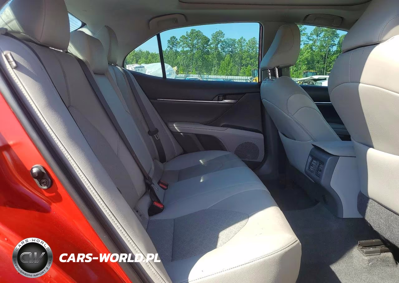 2019 Toyota Camry Xse VIN:4T1B61HK2KU262158 - 10
