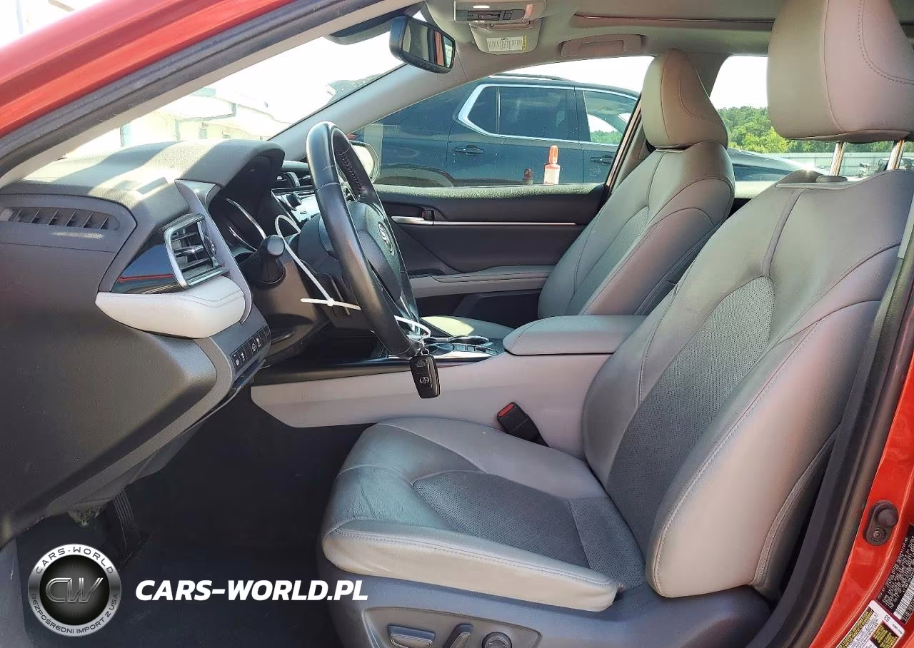 2019 Toyota Camry Xse VIN:4T1B61HK2KU262158 - 7
