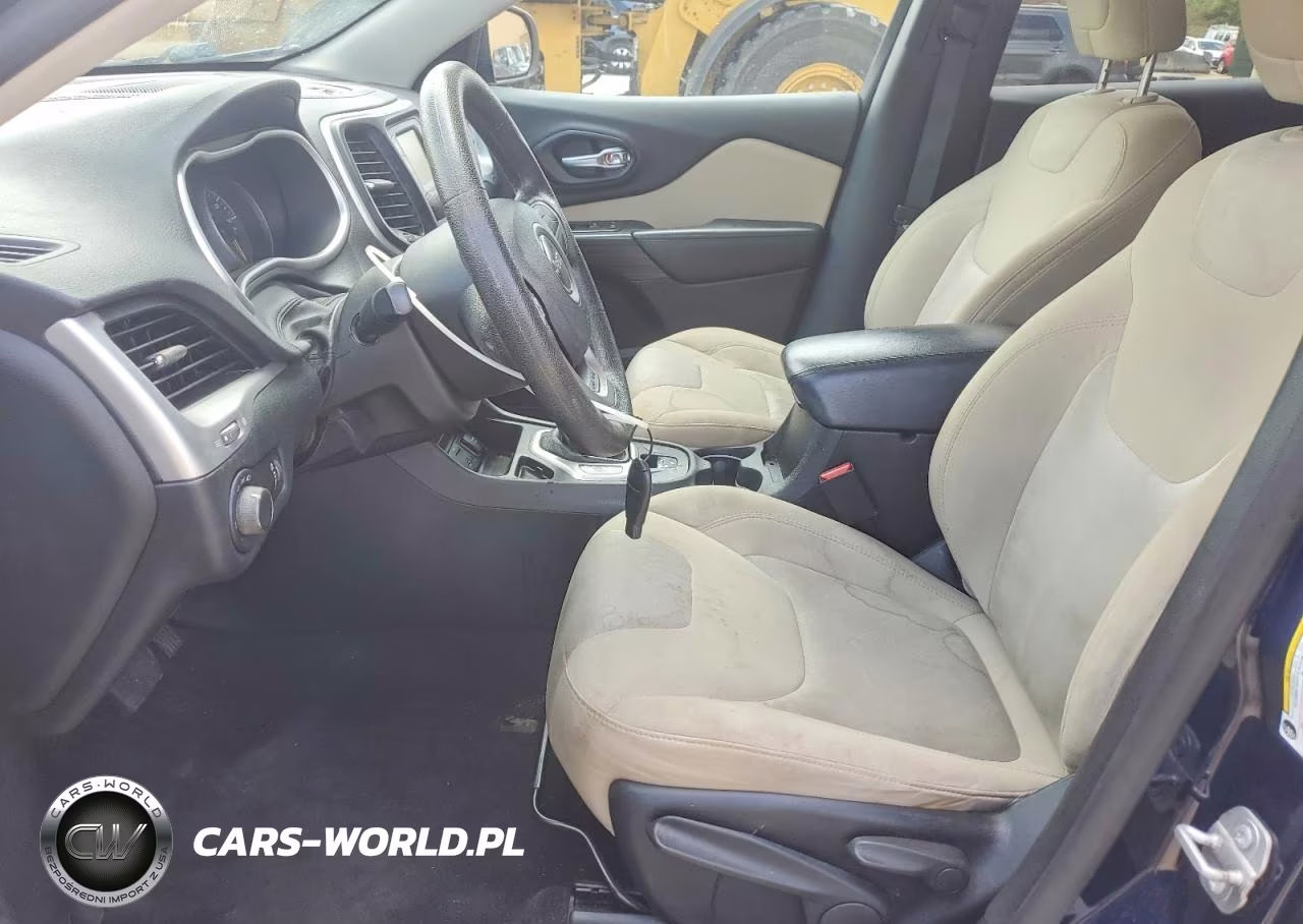 2016 Jeep Cherokee Sport VIN:1C4PJLAB1GW273968 - 7