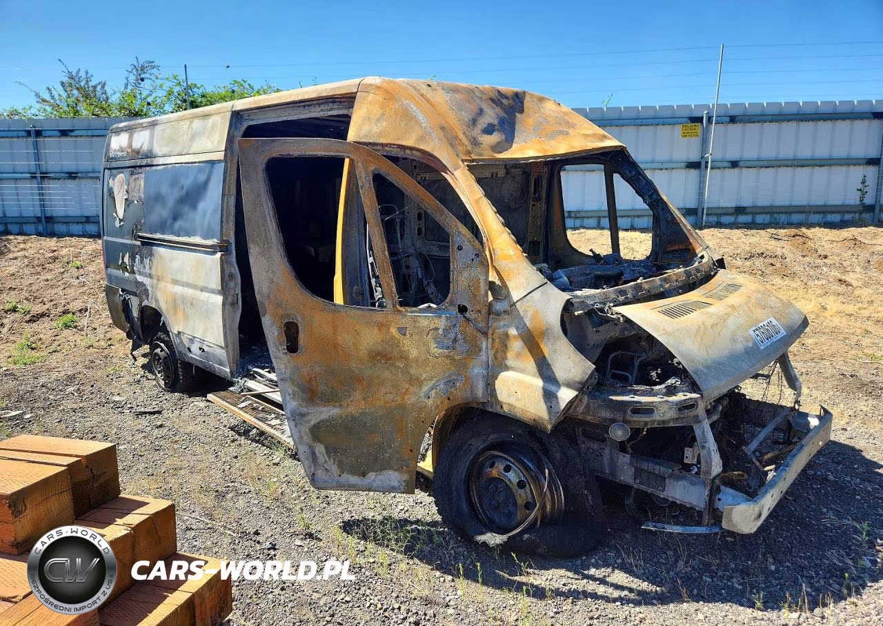 2021 Ram Promaster 3500 Delivery Van VIN:3C6MRVJG8ME549224 - 4