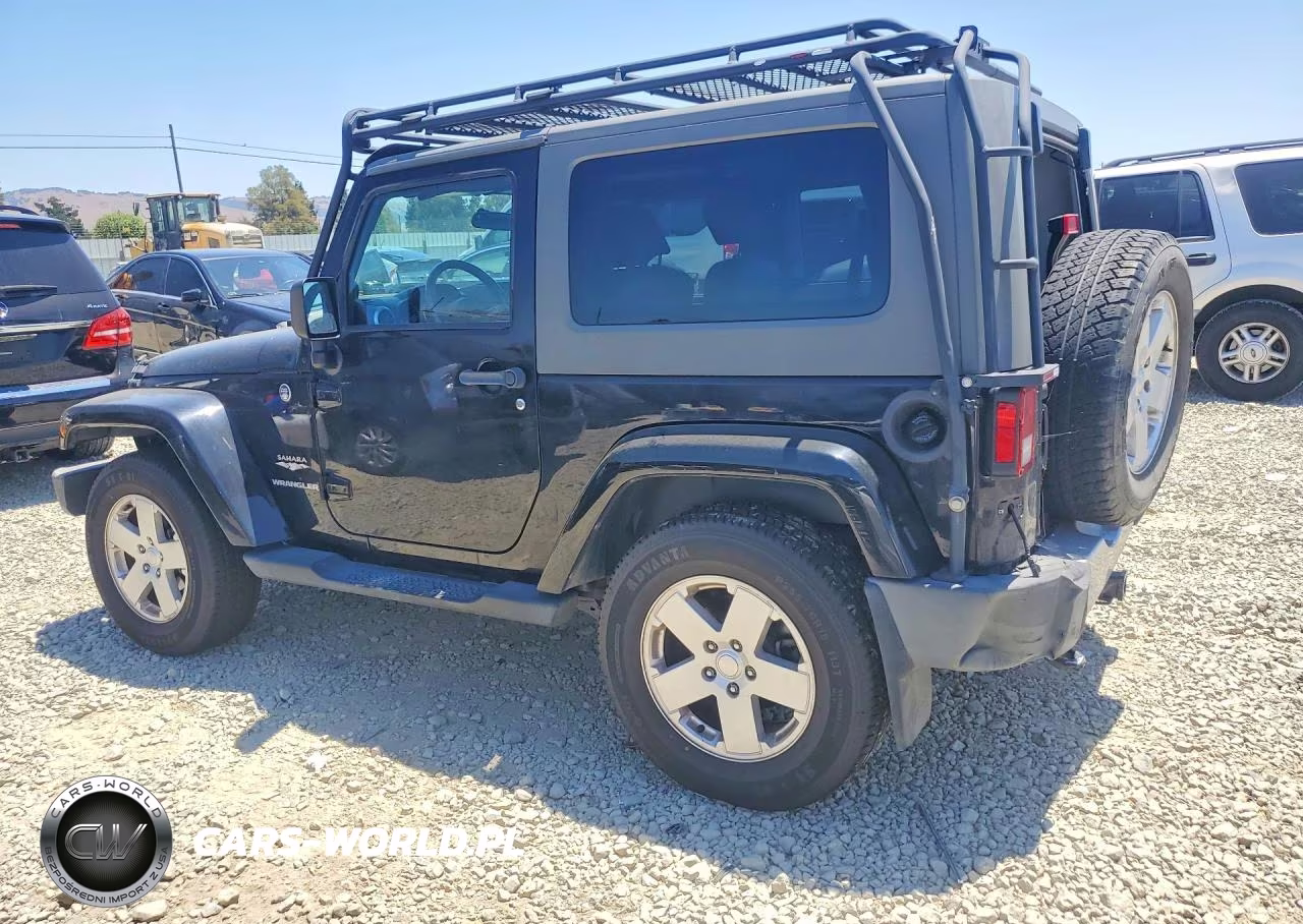 2010 Jeep Wrangler Sahara VIN:1J4AA5D11AL215818 - 2