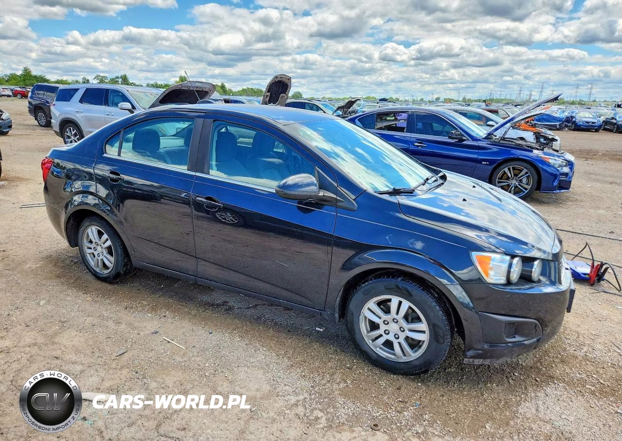 2015 Chevrolet Sonic Lt VIN:1G1JC5SH7F4166148 - 4