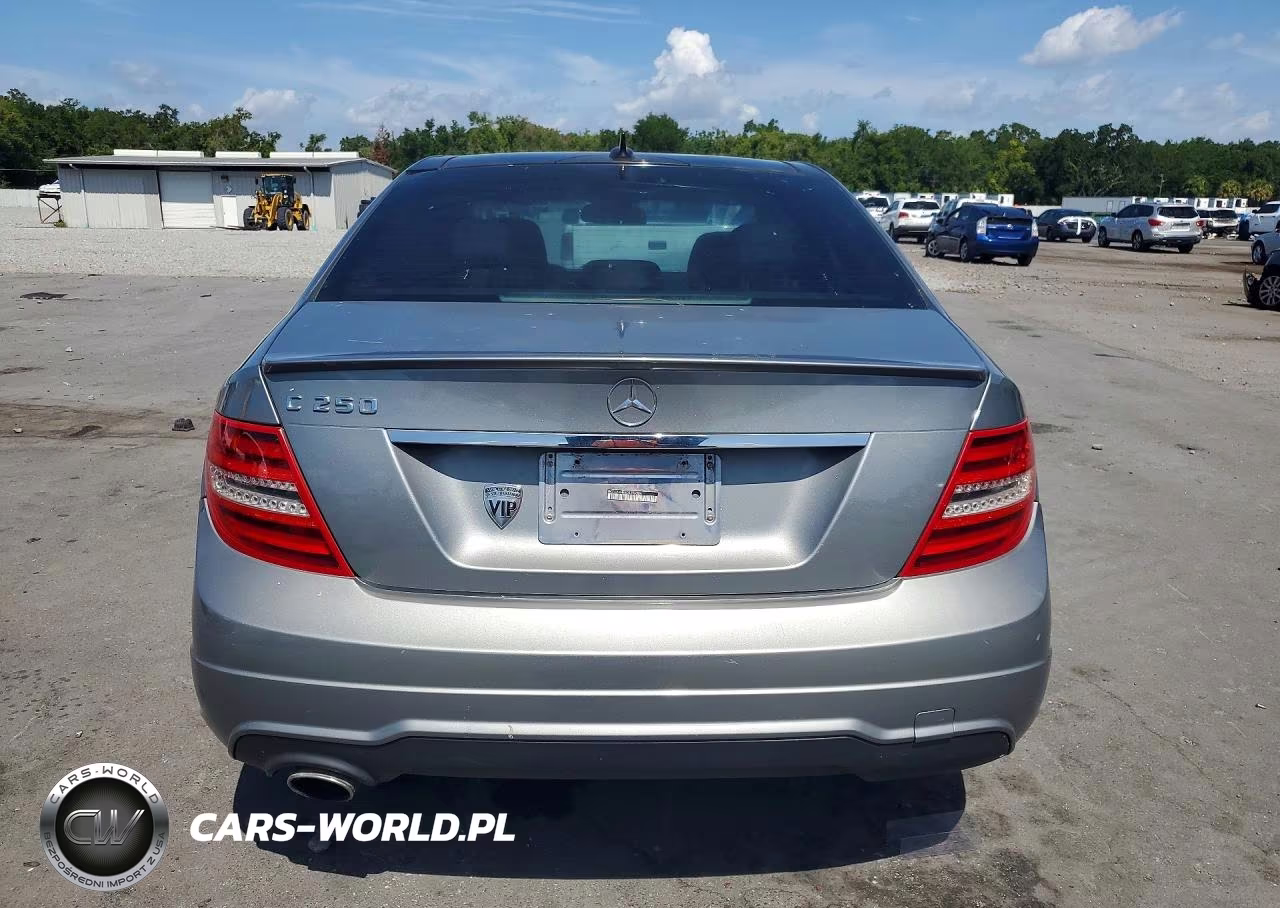 2013 Mercedes-Benz C 250 VIN:WDDGF4HB6DR296384 - 6