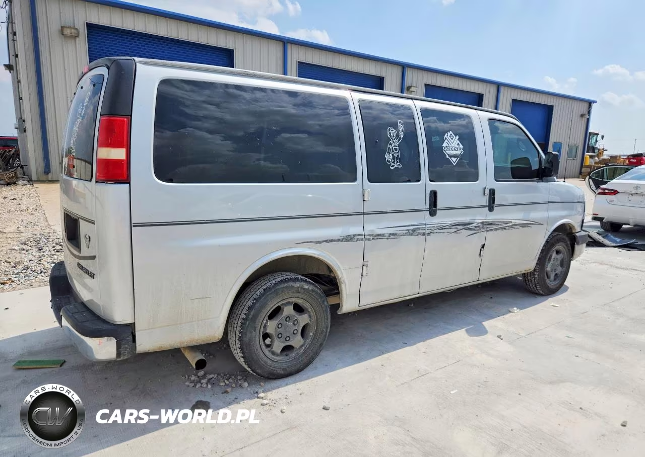 2005 Chevrolet Express G1500 VIN:1GBFG15T351243001 - 3