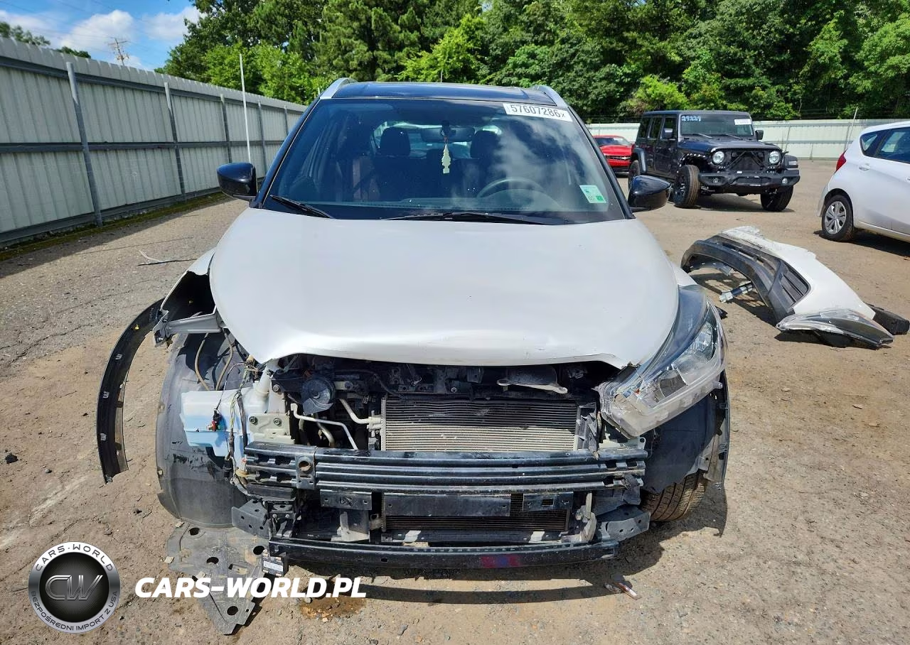 2018 Nissan Kicks Sv VIN:3N1CP5CU3JL527171 - 5