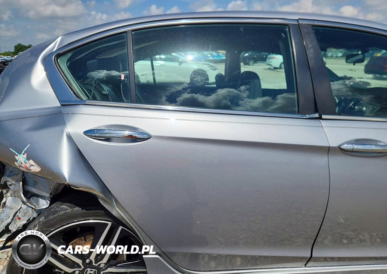 2017 Honda Accord Sport VIN:1HGCR2F59HA278372 - 10