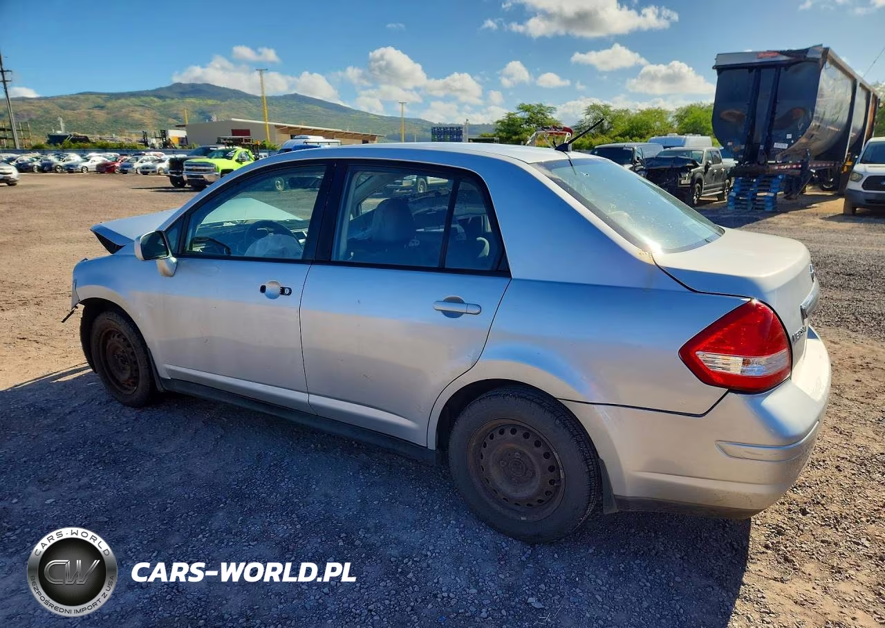 2010 Nissan Versa 1.8 S VIN:3N1BC1AP0AL366775 - 2