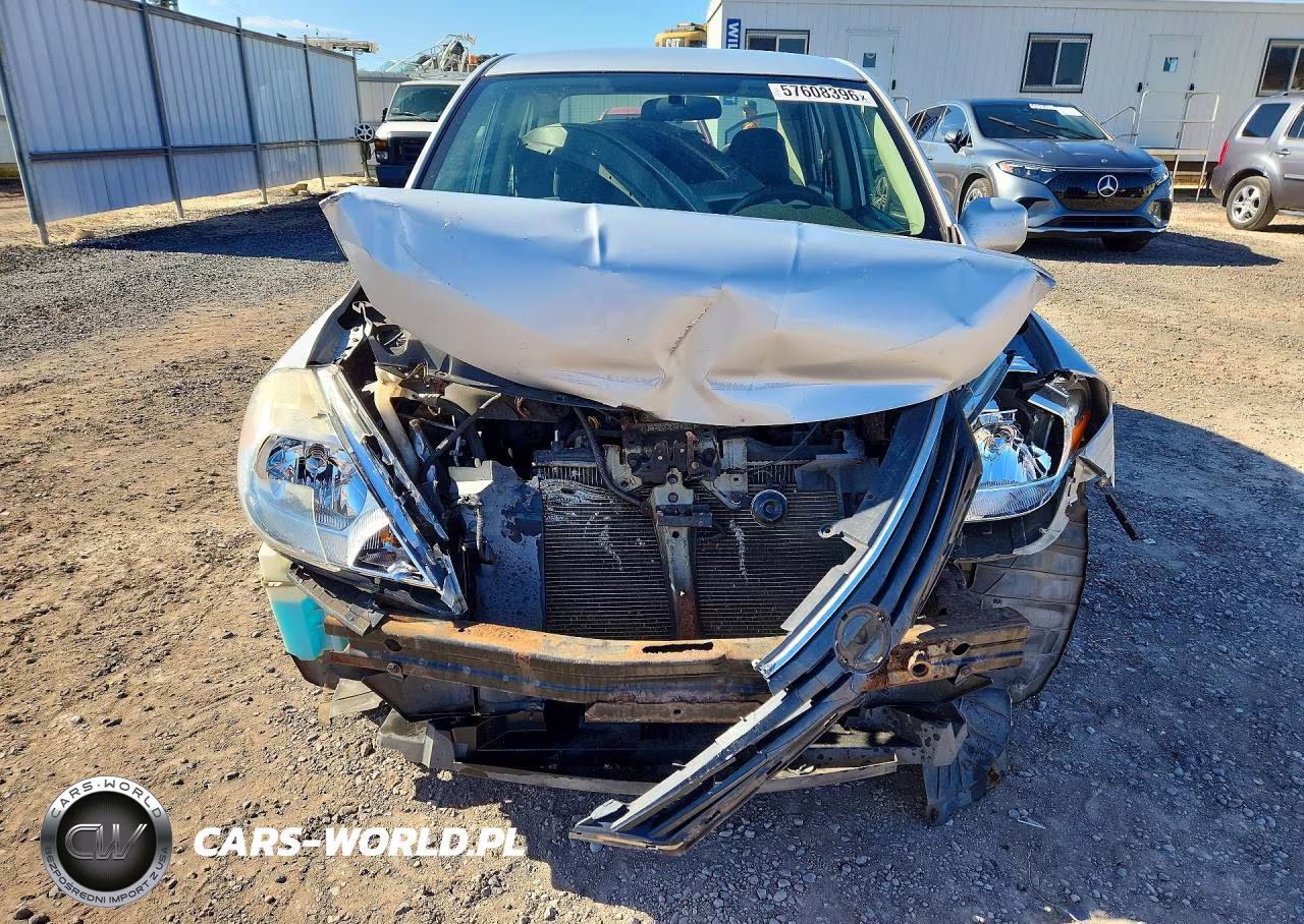 2010 Nissan Versa 1.8 S VIN:3N1BC1AP0AL366775 - 5