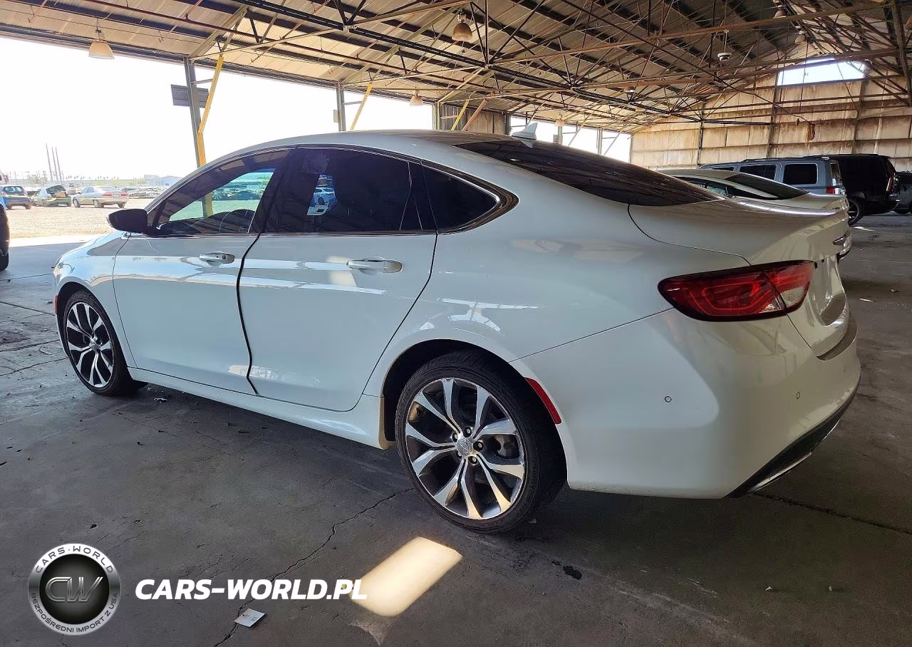 2015 Chrysler 200 C VIN:1C3CCCCG5FN565438 - 2