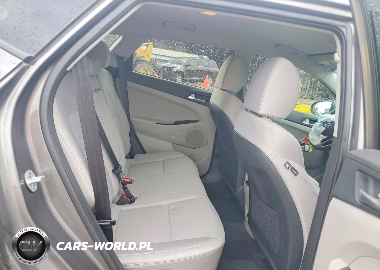 2020 Hyundai Tucson Sport VIN:KM8J33AL7LU161718 - 11