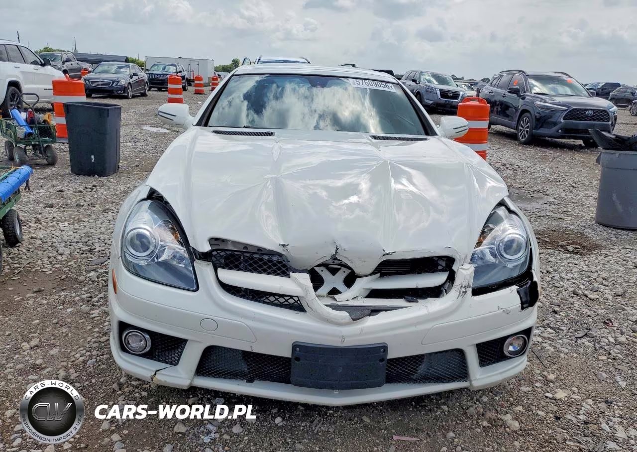 2011 Mercedes-Benz Slk 300 VIN:WDBWK5EA9BF239032 - 5