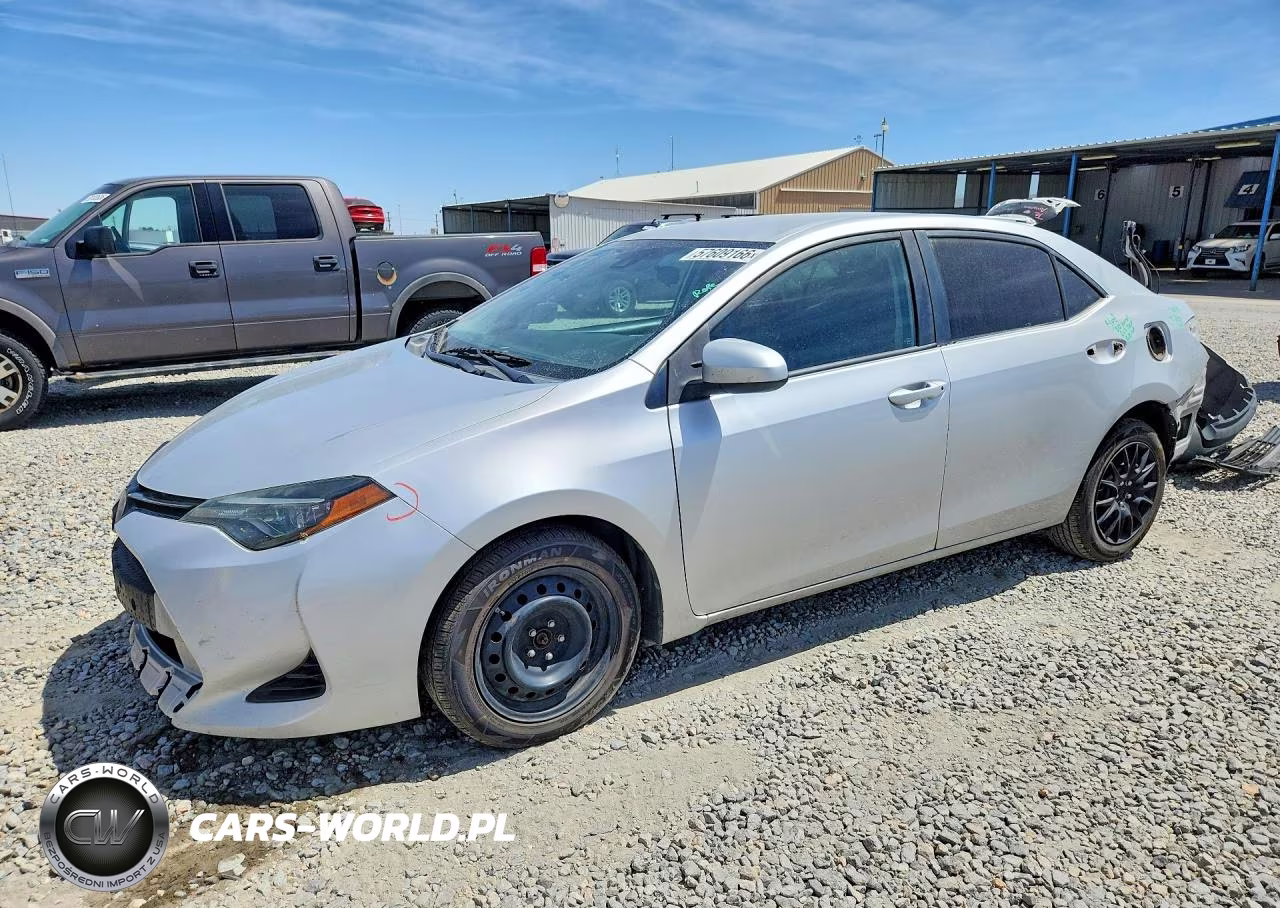 2018 Toyota Corolla Le – zdjęcie 1 z 13