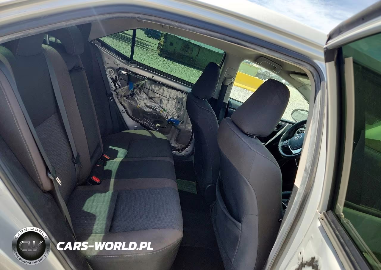 2018 Toyota Corolla Le VIN:2T1BURHE5JC036727 - 10