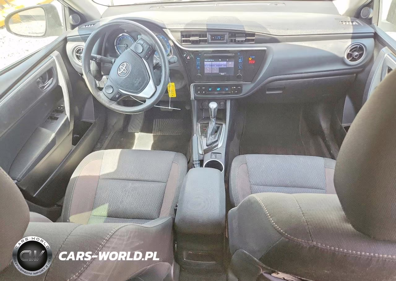 2018 Toyota Corolla Le VIN:2T1BURHE5JC036727 - 8