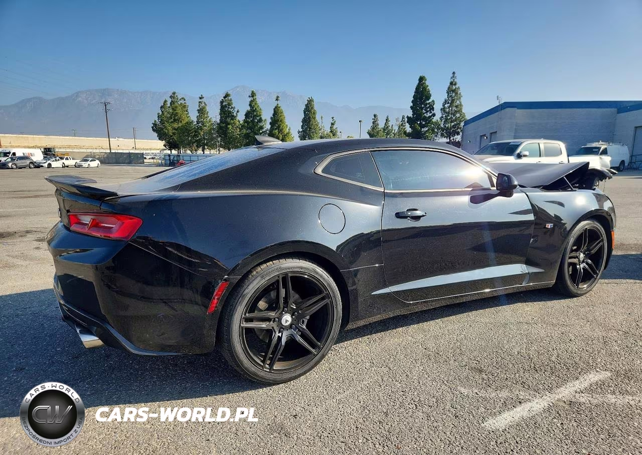 2018 Chevrolet Camaro Ls VIN:1G1FA1RS9J0124151 - 3