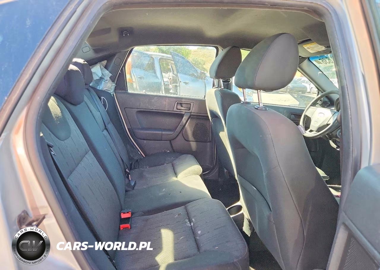 2009 Ford Focus Se VIN:1FAHP35N39W194303 - 10