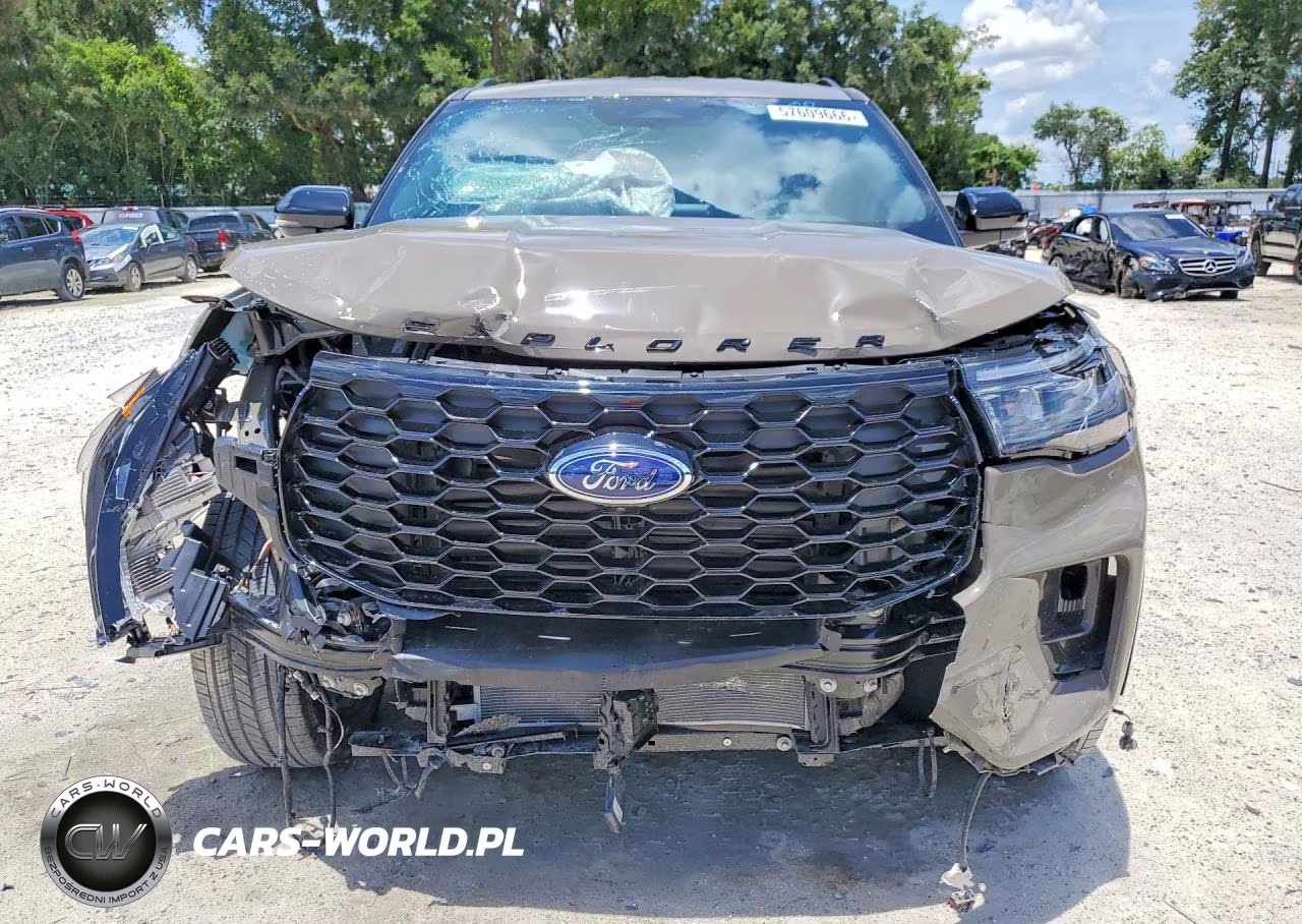 2026 Ford Explorer Platinum VIN:1FMUK8KH2TGB45044 - 5