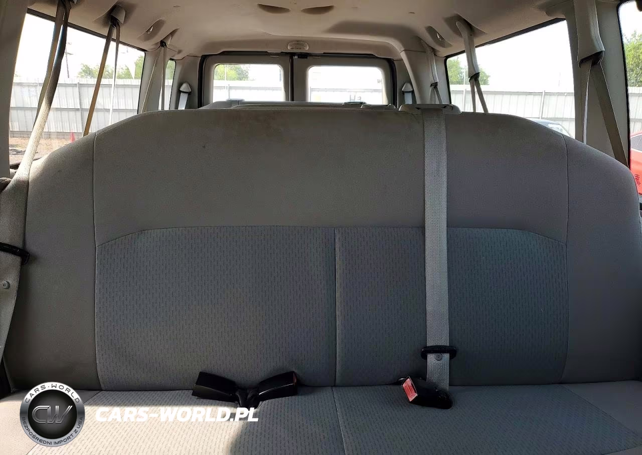 2014 Ford Econoline E350 Super Duty Wagon VIN:1FBSS3BL3EDA40315 - 10