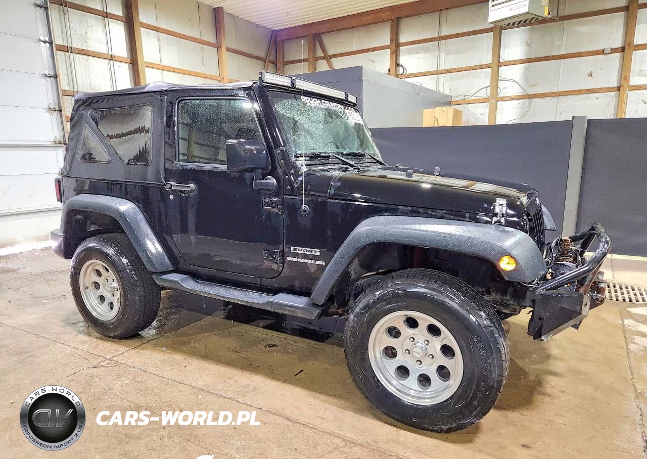2015 Jeep Wrangler Sport VIN:1C4AJWAG7FL645493 - 4
