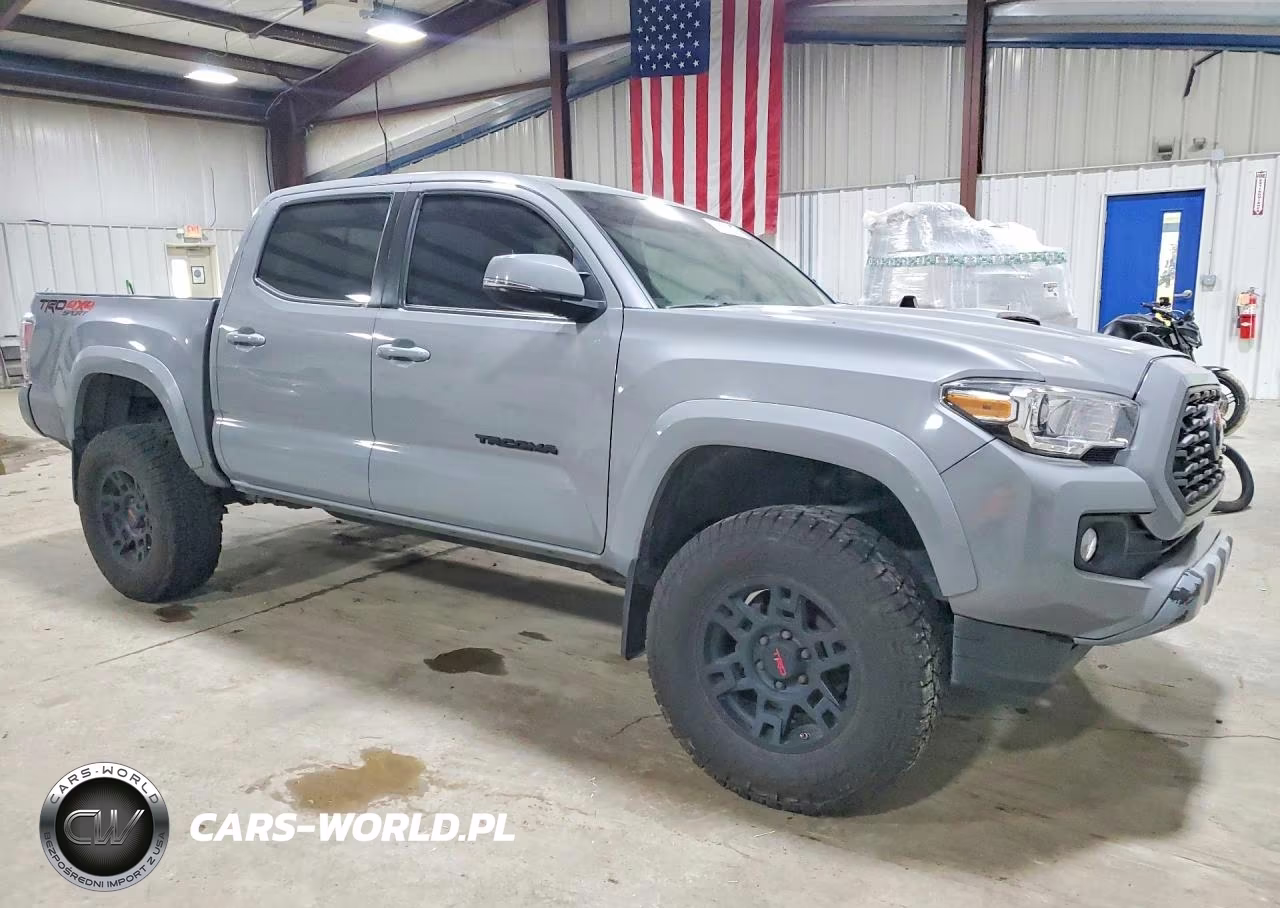 2020 Toyota Tacoma Trd Sport VIN:3TMCZ5AN3LM358866 - 4