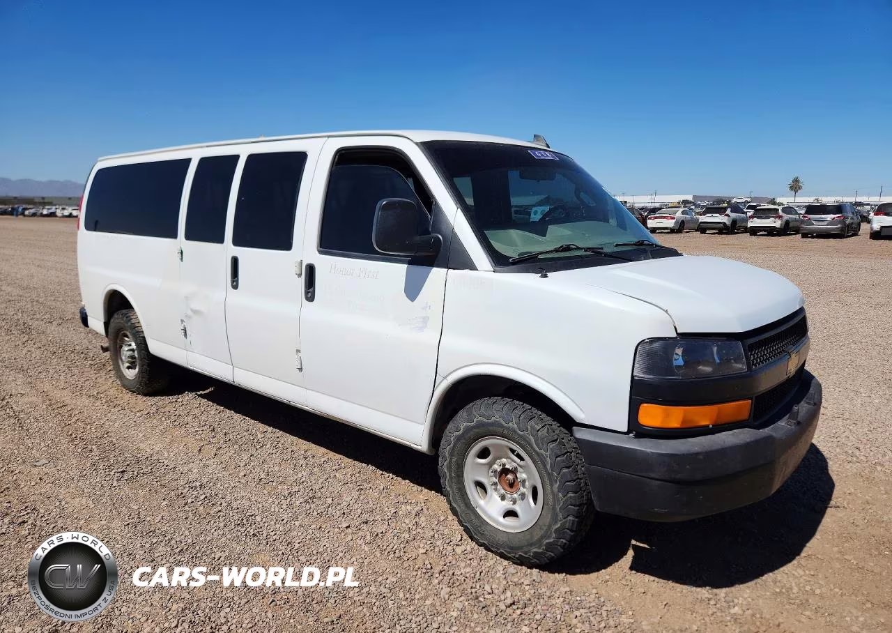 2020 Chevrolet Express G3500 Ls Passenger Van VIN:1GAZGNFG4L1275267 - 4