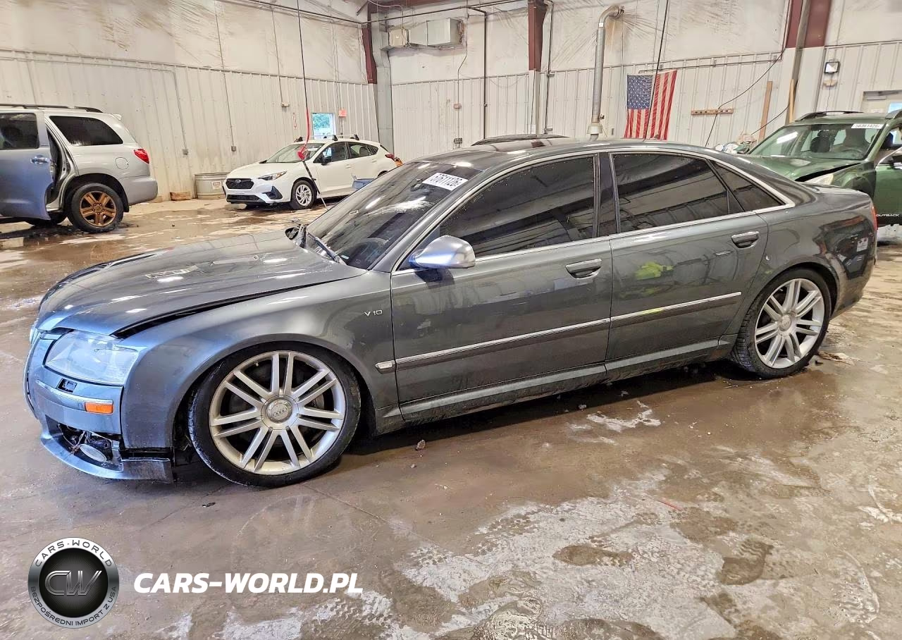 2007 Audi S8 Quattro – zdjęcie 1 z 13