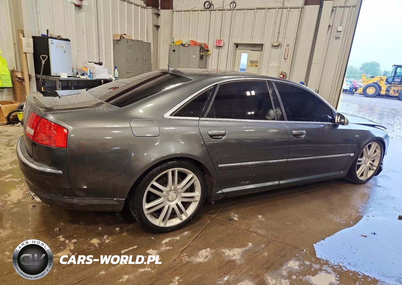 2007 Audi S8 Quattro VIN:WAUPN44EX7N005889 - 3