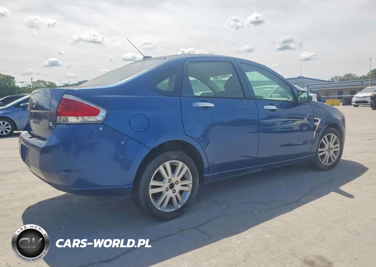 2008 Ford Focus Se VIN:1FAHP35N98W257161 - 3