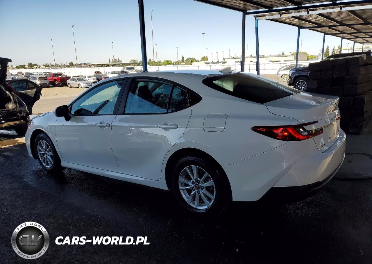 2025 Toyota Camry Le VIN:4T1DAACK6SU020956 - 2