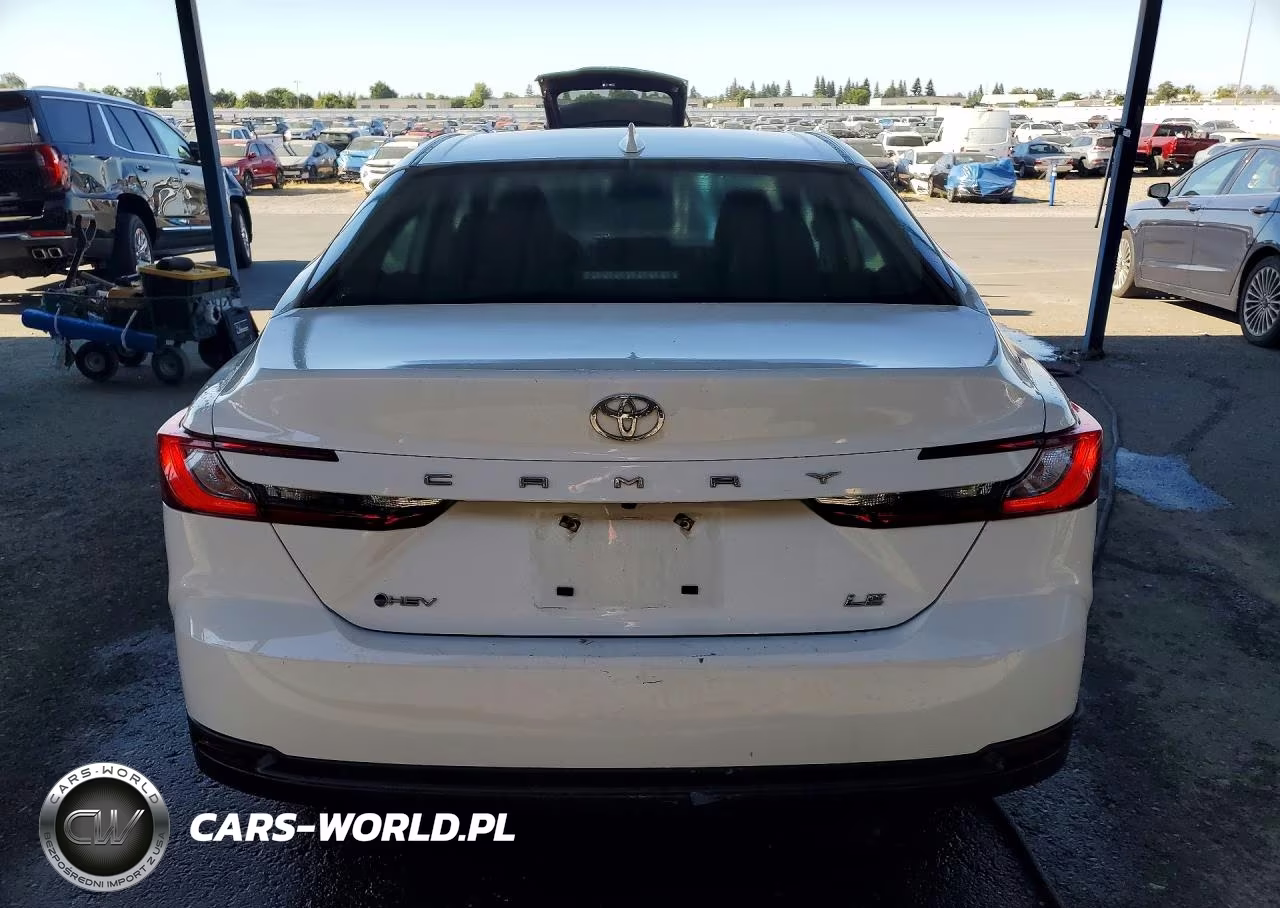 2025 Toyota Camry Le VIN:4T1DAACK6SU020956 - 6
