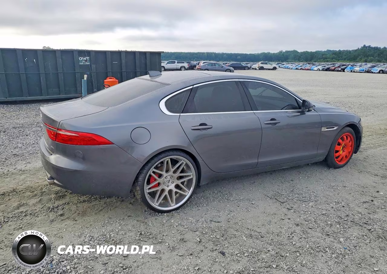 2016 Jaguar Xf Premium VIN:SAJBD4BV5GCY22929 - 3